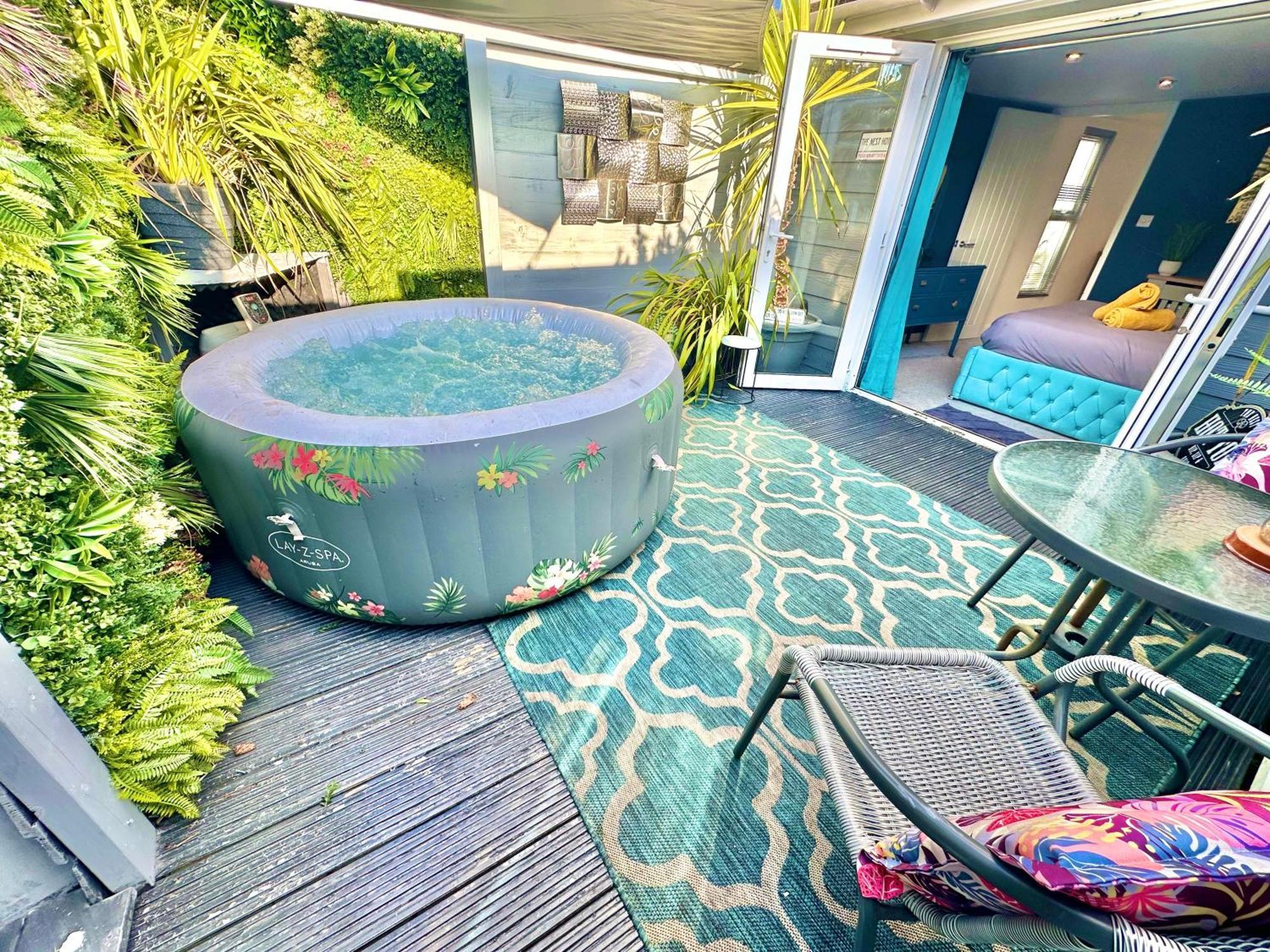 Apartment A Hidden Gem With Private Hot Tub And Garden - Netflix - Fast Wifi - Free Parking